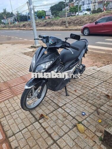 Yamaha Nouvo 4 màu Đen