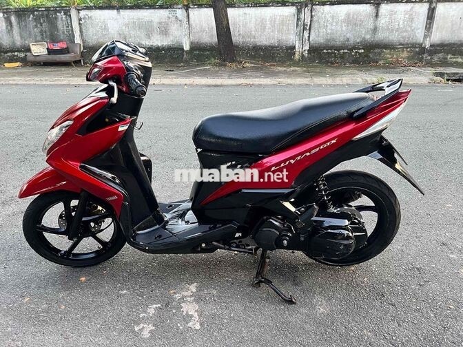 Yamaha Luvias Fi màu Đỏ đen