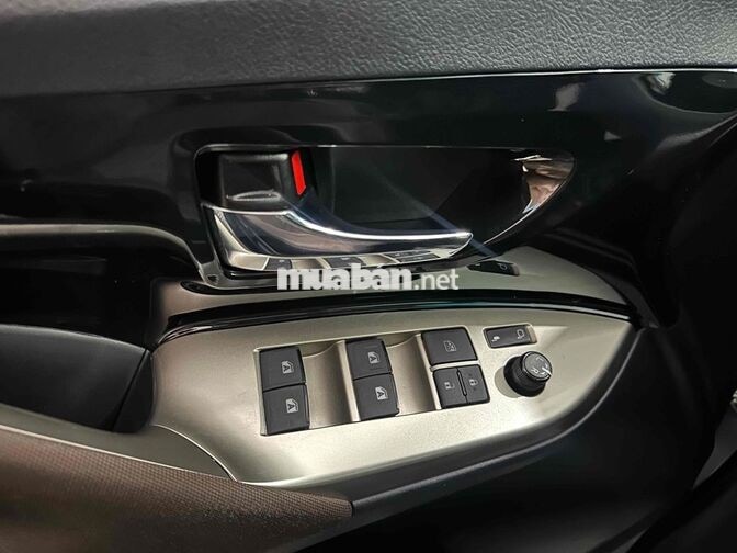 Toyota Innova 2023 G 28.200 km