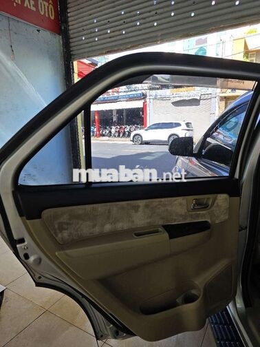 Toyota Fortuner 2016 Bạc 7 chỗ 134.555 km