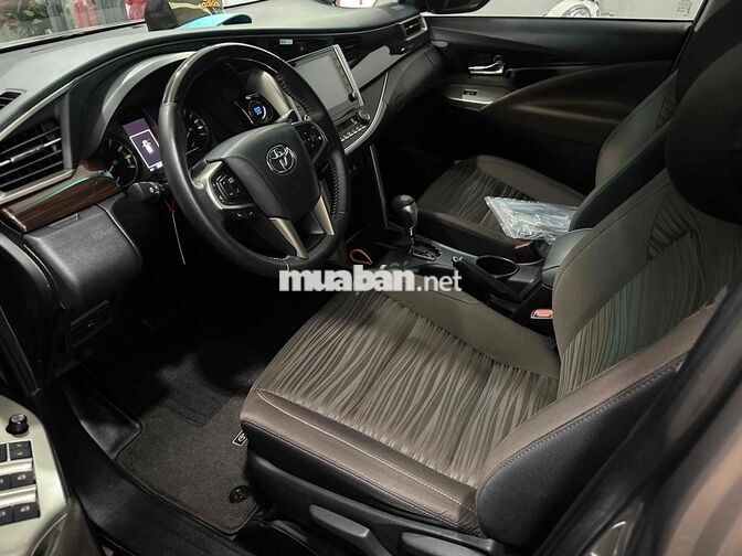 Toyota Innova 2023 G 28.200 km
