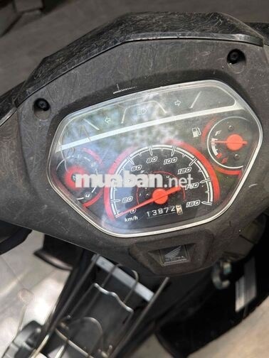 Honda Blade màu đen chính chủ