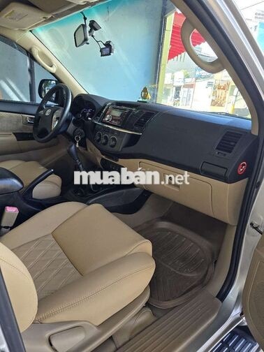 Toyota Fortuner 2016 Bạc 7 chỗ 134.555 km