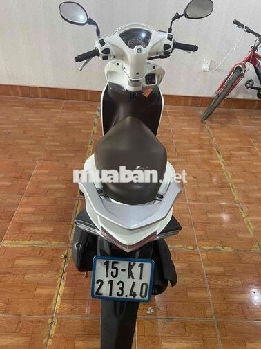 Honda Vision 2015 màu trắng