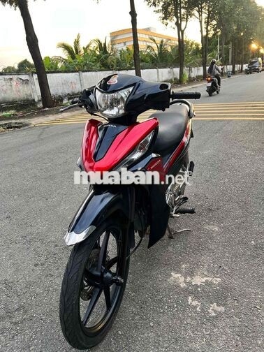 Honda Wave RSX 110cc màu Đen đỏ