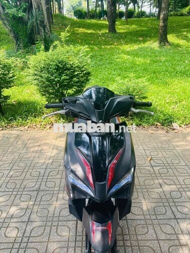 Air Blade 2017 đen nhám