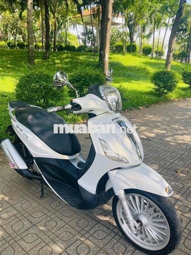 Piaggio Beverly 125ie màu Trắng