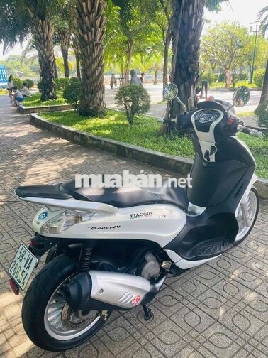 Piaggio Beverly 125ie màu Trắng