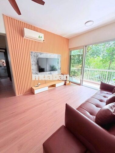 Cần cho thuê căn hộ Tản Đà, 80m2 2pn 2wc Nhà trống Phường 11, Quận 5