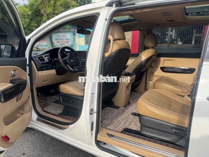 Kia Sedona 2017 2.2L DATH 156.000 km Trắng
