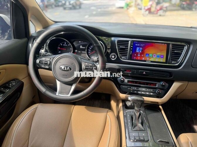 Kia Sedona 2017 2.2L DATH 156.000 km Trắng