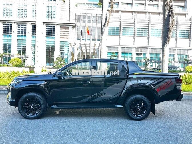 Mitsubishi Triton Athlete 2023 4x4 Đen