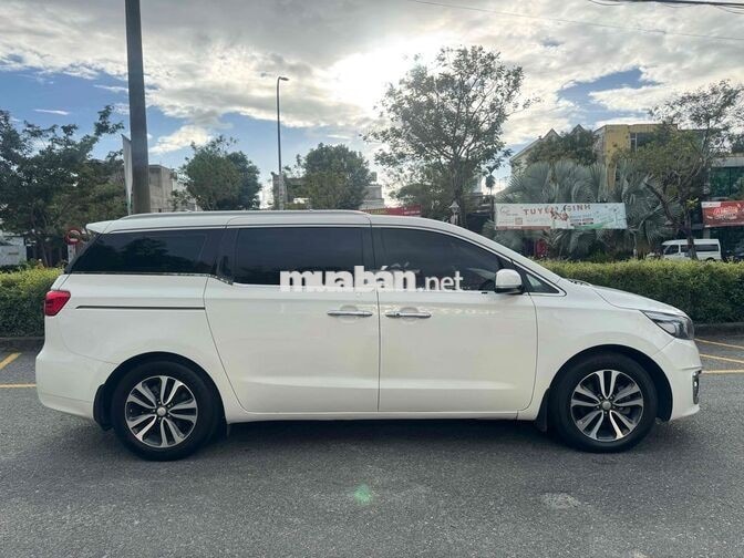 Kia Sedona 2017 2.2L DATH 156.000 km Trắng