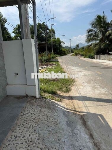 Cho thuê nhà nguyên căn 68m2 MT 10m Ở+KD buôn bán Hoà Sơn - Hoà Khánh