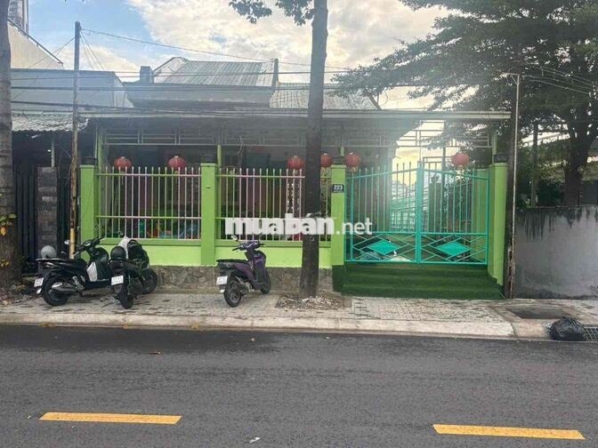 chính chủ cần bán nhà 1 trệt 1 lầu