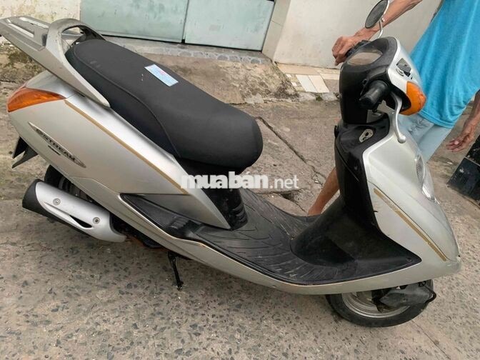 Honda Stream 125cc màu Bạc