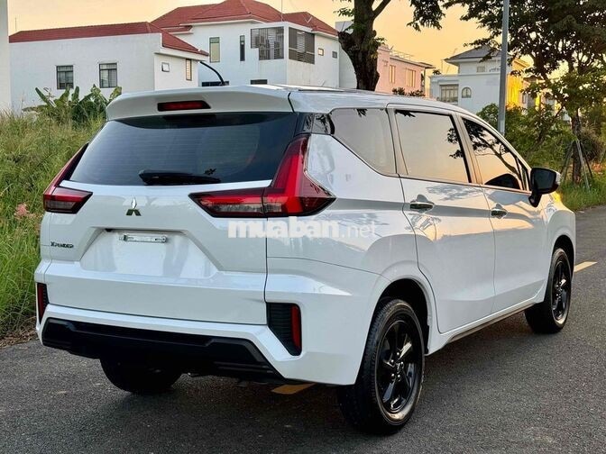 Mitsubishi Xpander 2026 AT . Đi 2,5 vạn . Trắng