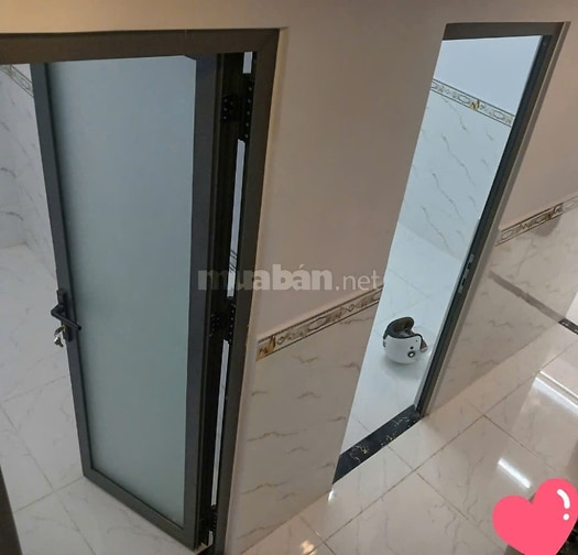 CHO THUÊ NHÀ NGUYÊN CĂN ĐƯỜNG VẠN KIẾP 110 M2, HẺM XE Ô TÔ.