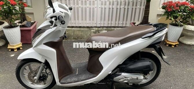 Honda Vision 2016 17000 km màu trắng