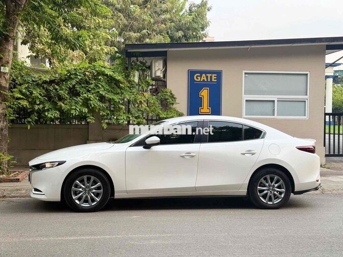 Mazda Mazda3 2026 1.5 Luxury 1v km Trắng