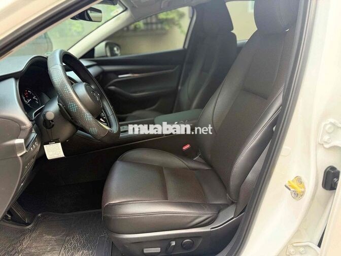 Mazda Mazda3 2026 1.5 Luxury 1v km Trắng