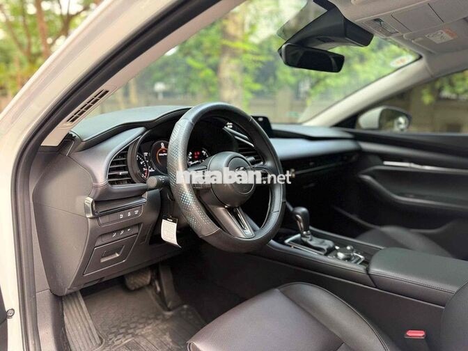 Mazda Mazda3 2026 1.5 Luxury 1v km Trắng
