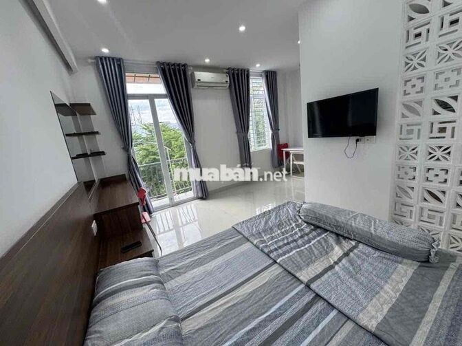 CHO THUÊ CĂN HỘ MỚI XÂY 35m2  CÓ BAN CÔNG  - FULL NỘI THẤT ĐẸP - PHÍA