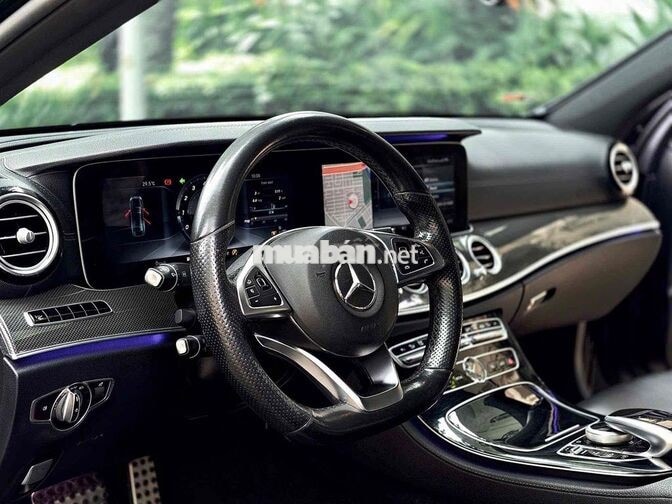 E300 AMG  2017 màu đen công ty 1 chủ siêu đẹp