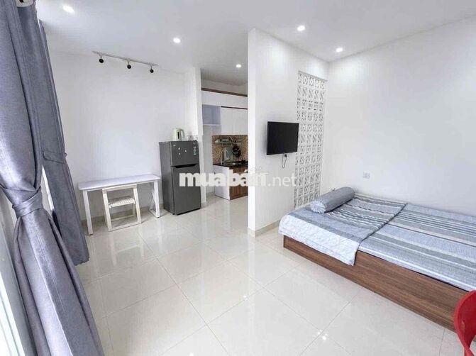 CHO THUÊ CĂN HỘ MỚI XÂY 35m2  CÓ BAN CÔNG  - FULL NỘI THẤT ĐẸP - PHÍA
