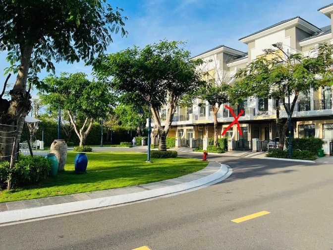 Bán BT 4PN, 3WC, 2 tầng tại Verosa Park Khang Điền, 16 tỷ, 105m2