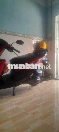 Honda Vario màu Đỏ
