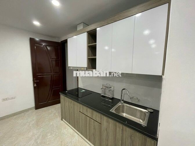 Căn hộ 1k1n full đồ nhà mặt phố Khâm Thiên, Đống Đa 7 triệu/tháng