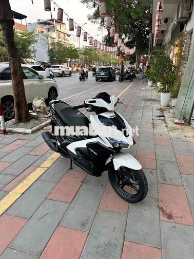 Honda Air Blade 2020 Trắng đen khoá khiển
