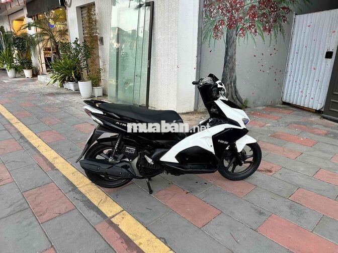 Honda Air Blade 2020 Trắng đen khoá khiển