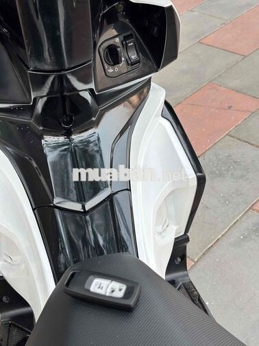 Honda Air Blade 2020 Trắng đen khoá khiển
