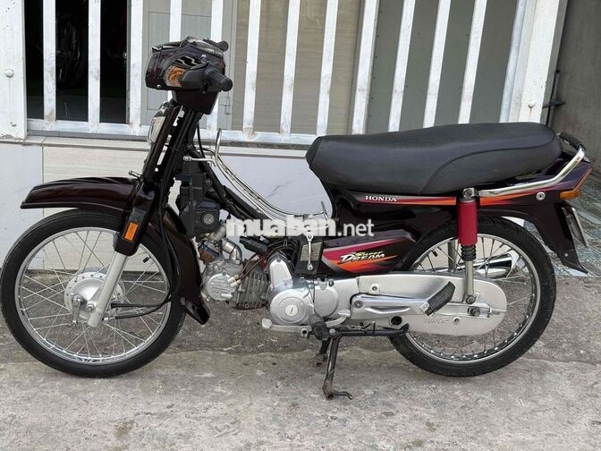 Honda Super Dream màu Nho