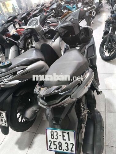 Honda Air Blade Xám đen