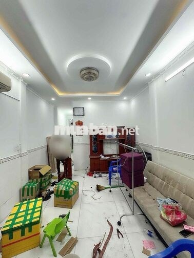 NHÀ CẤP 4  ( 4 x 12) 1 PN -1WC  HƯƠNG LỘ 2 — Hẻm 5M