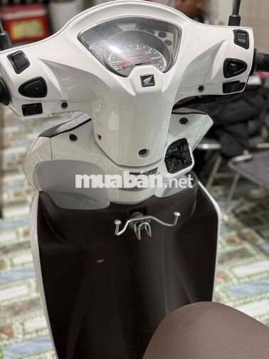 Honda Vision màu Trắng