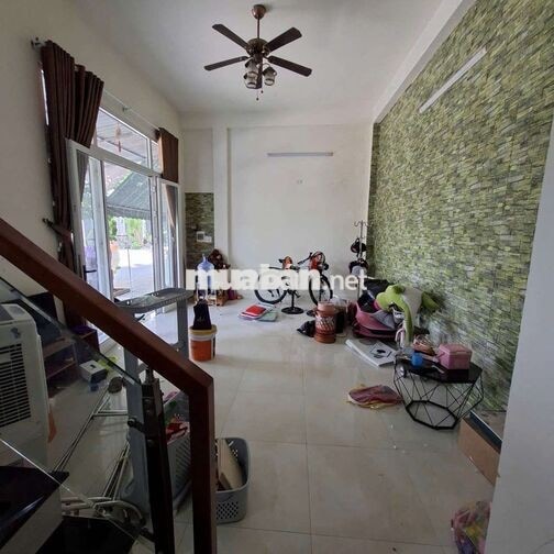 NHÀ 2 TẦNG ĐƯỜNG NGUYỄN HỮU HÀO
