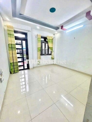 nhà đẹp hẻm đẹp 4-13m trệt 3 lầu st 12triệu