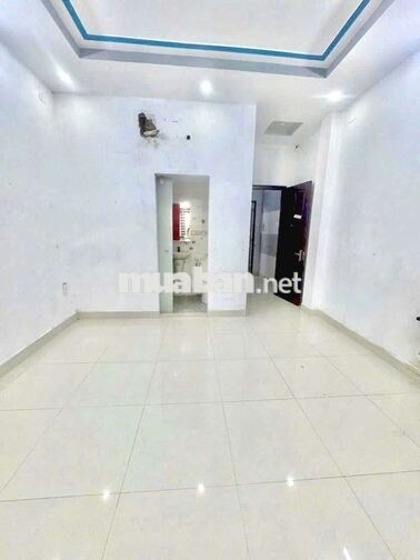 nhà đẹp hẻm đẹp 4-13m trệt 3 lầu st 12triệu