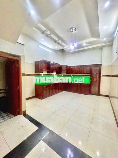 nhà đẹp hẻm đẹp 4-13m trệt 3 lầu st 12triệu