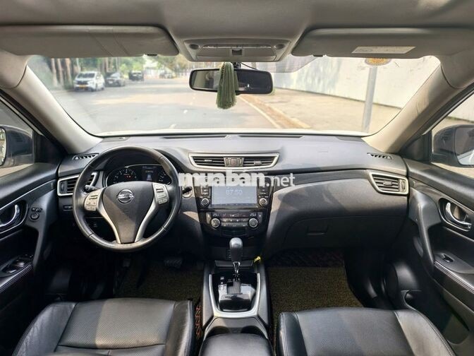 Nissan Xtrail 2.5 SV 2018, mới nhất VN.