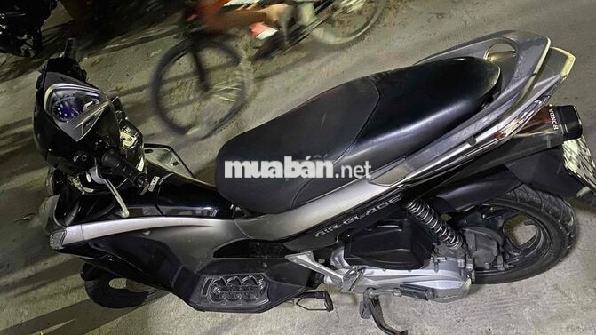 Honda Air Blade 2012 màu đen