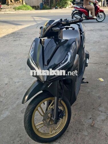 Honda Vario 150 màu đen nhám
