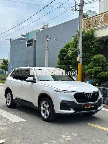 VinFast Lux SA 2.0 2021 Trắng 7 chỗ