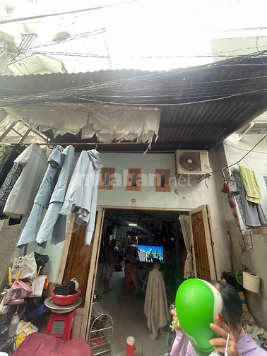 Chính chủ cần bán nhà Cấp 4 tiện xây mới tại đường Đoàn Văn Bơ Quận 4