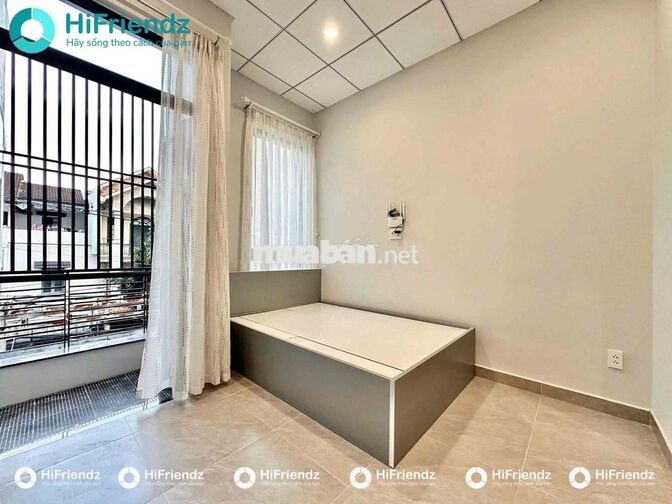KHAI TRƯƠNG CĂN HỘ ZÁ HẠT ZẺ NGAY CỘNG HOÀ - HOÀNG VĂN THỤ