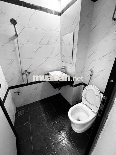 CCMN CHỈ 3X - FULL ĐỒ OTO ĐỖ CỬA NGAY GẦN MẶT ĐƯỜNG PHÙNG HƯNG - XALA